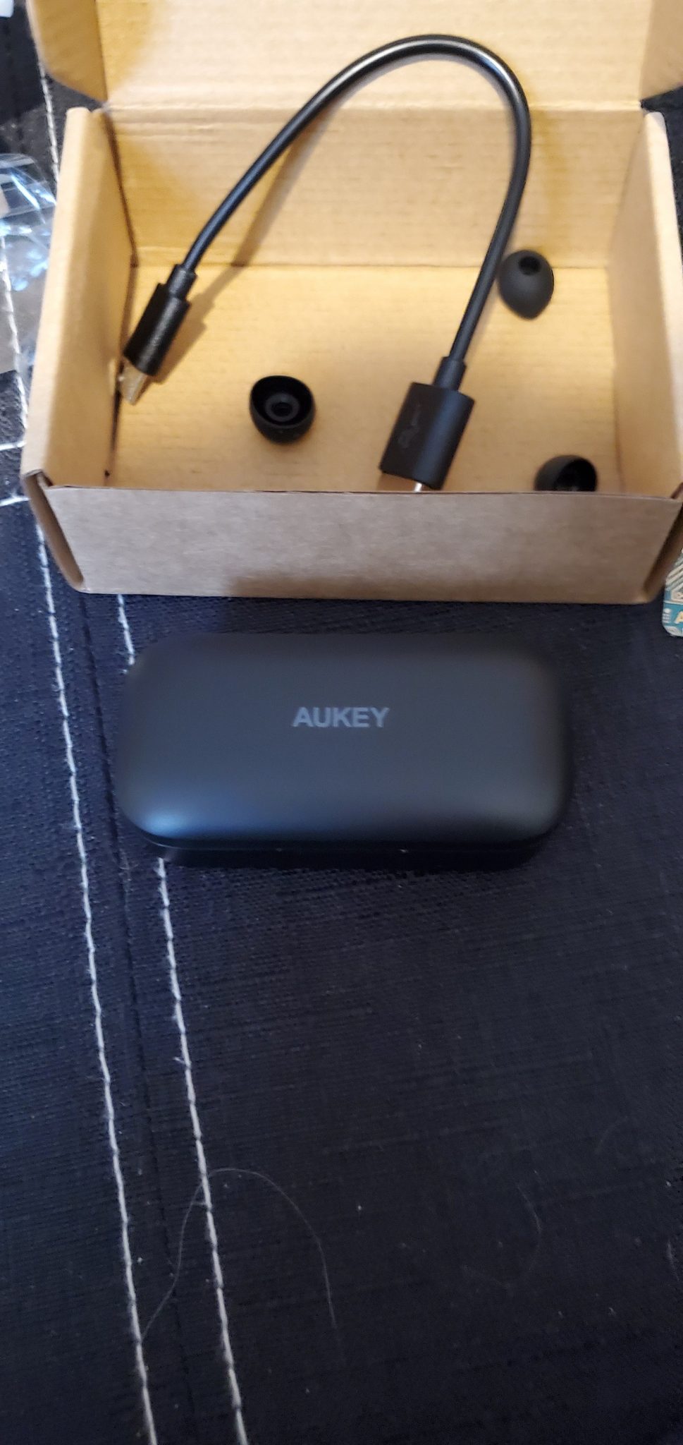 AUKEY EPT21 True Wireless Earbuds Get Eggcentric